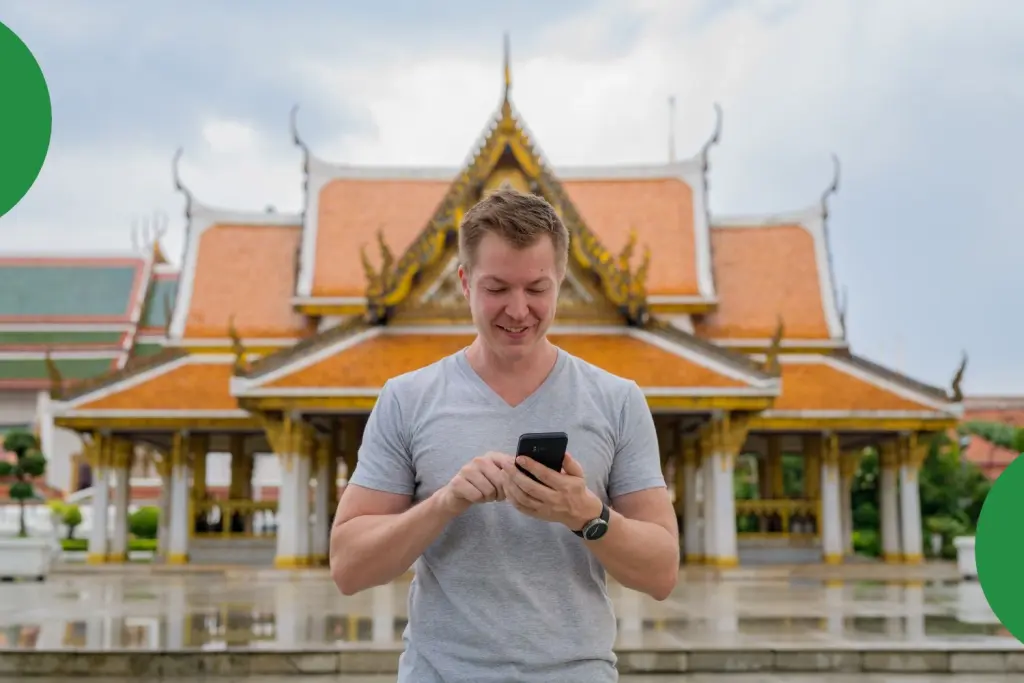 ESIM Abroad %E2%80%933 1024x683