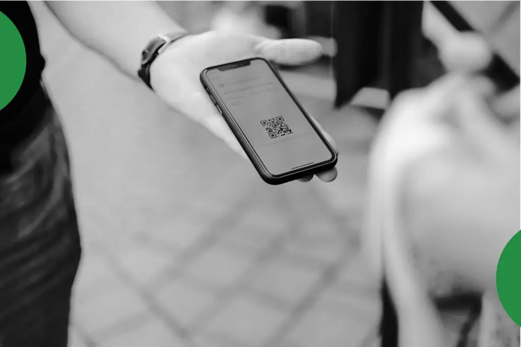 ESIM On IPhone 1024x683