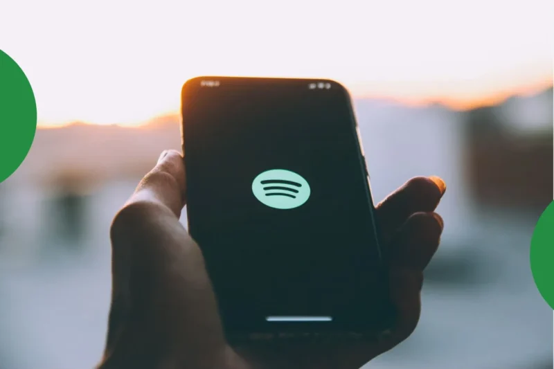 2026 Guide: The Best Apps for Downloading Music and Videos for Travelers with eSIM