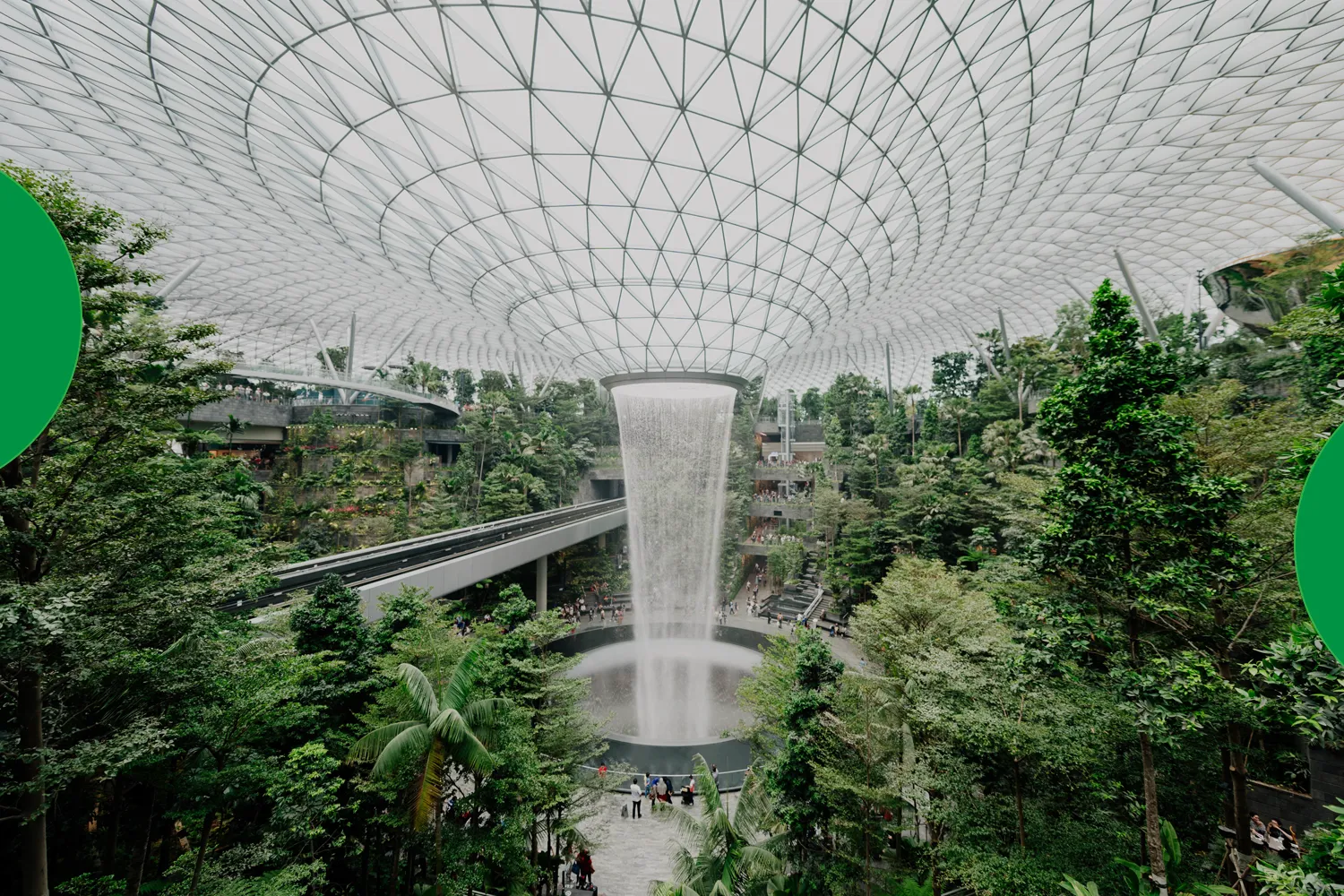 Top 5 International Airports for December Travel